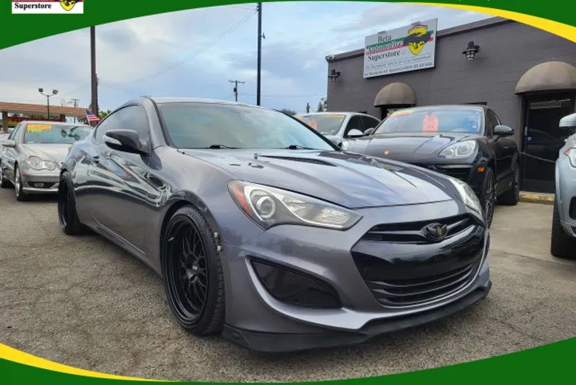 2015 Hyundai Genesis Coupe 3.8 photo 1