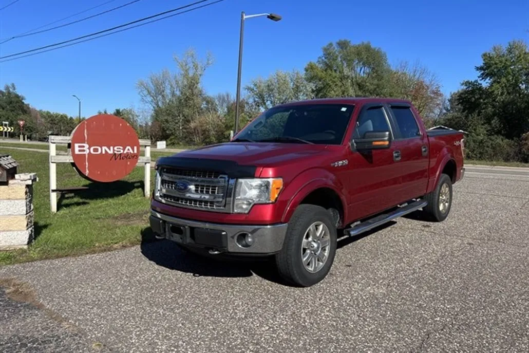 2013 Ford F-150 XLT photo 1