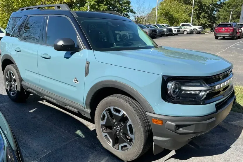 2022 Ford Bronco Sport Outer Banks photo 1