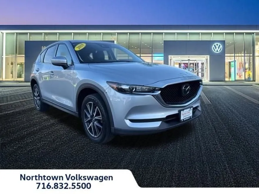2018 Mazda CX-5 Touring photo 1
