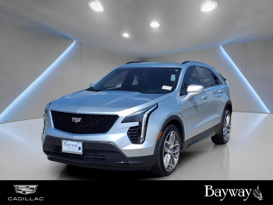 2022 Cadillac XT4 Sport photo 1