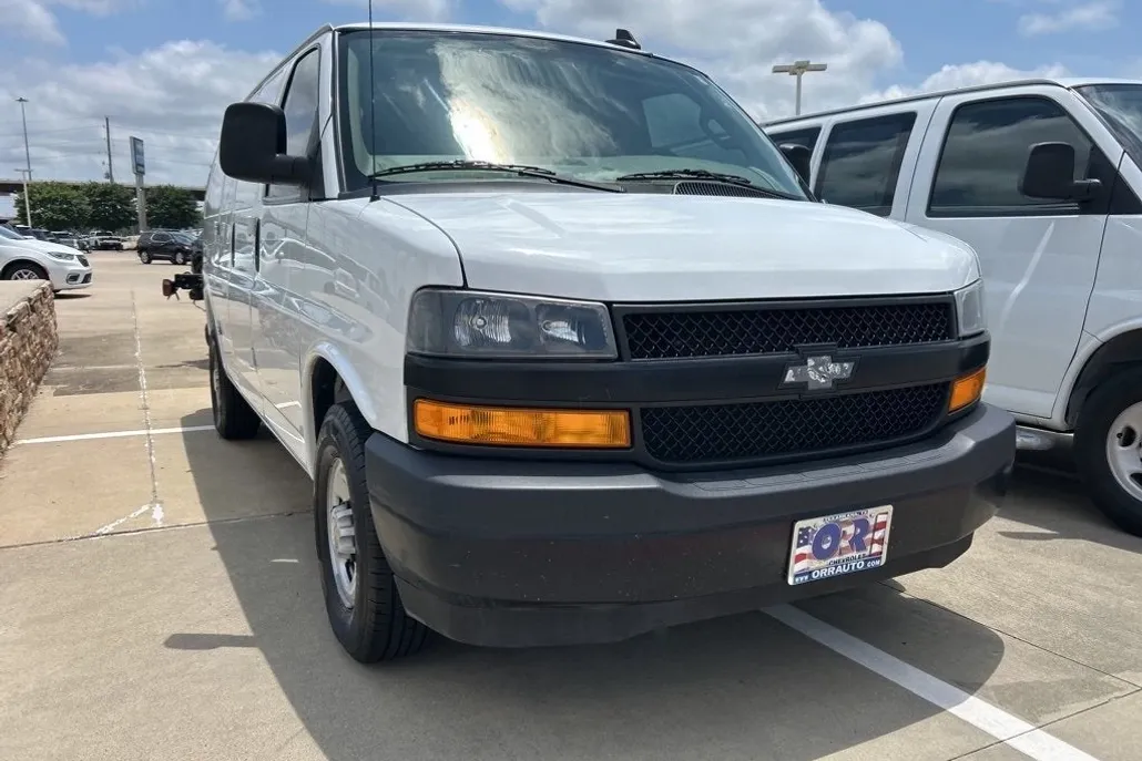 2021 Chevrolet Express Work Van photo 1