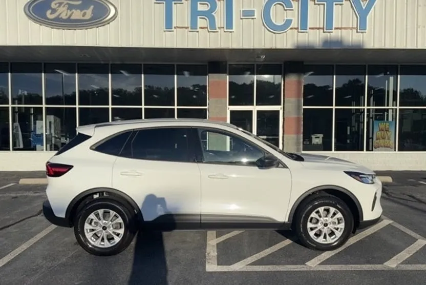 2026 Ford Escape Active photo 1