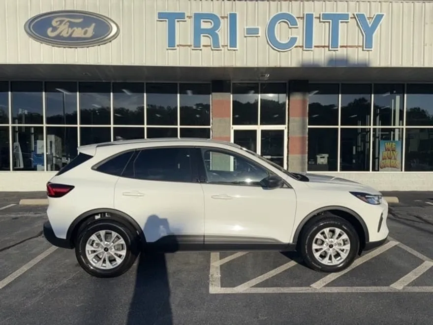 2026 Ford Escape Active photo 1