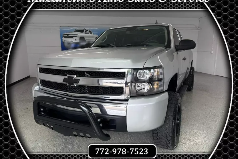 2011 Chevrolet Silverado 1500 LS photo 1
