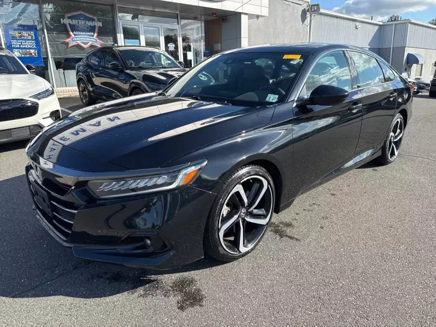 2022 Honda Accord Sport 2.0T photo 1