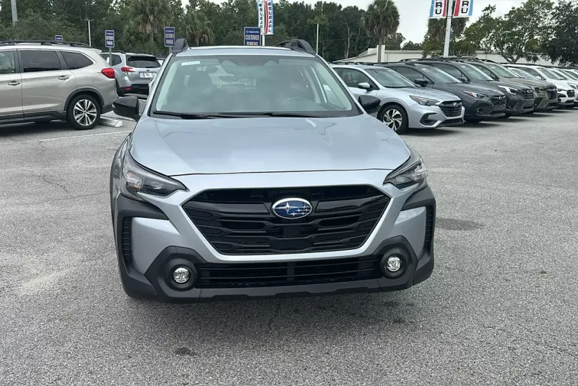 2025 Subaru Outback Onyx Edition XT photo 1