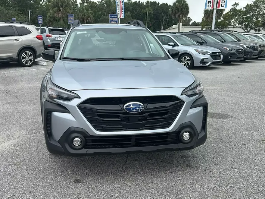 2025 Subaru Outback Onyx Edition XT photo 1