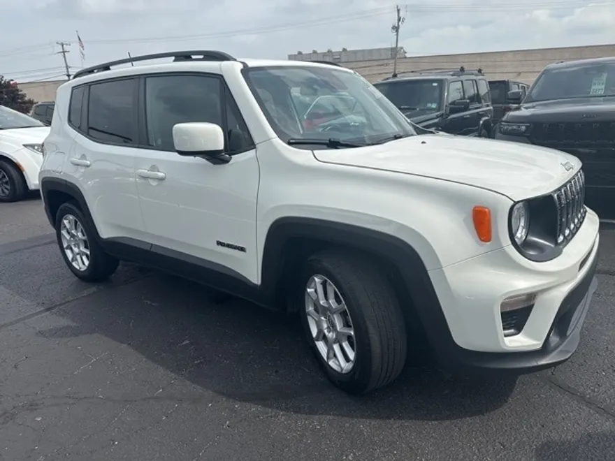 2020 Jeep Renegade Latitude photo 1
