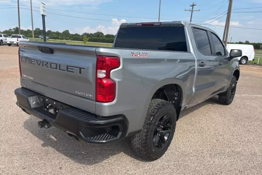 2023 Chevrolet Silverado 1500 Custom Trail Boss photo 1