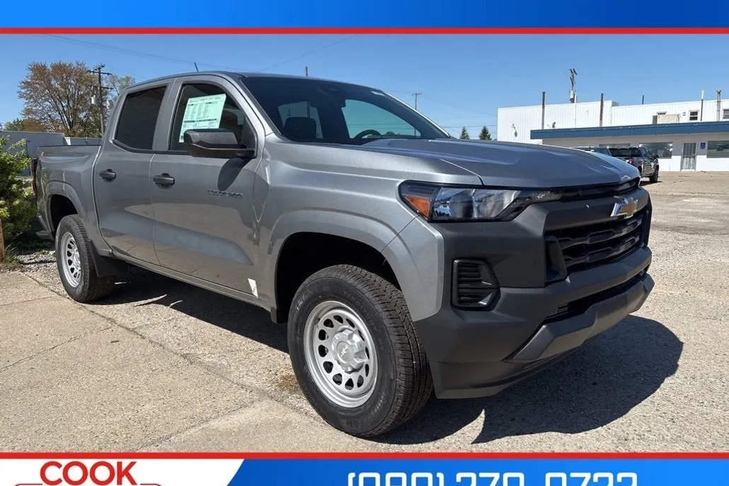 2025 Chevrolet Colorado LT photo 1