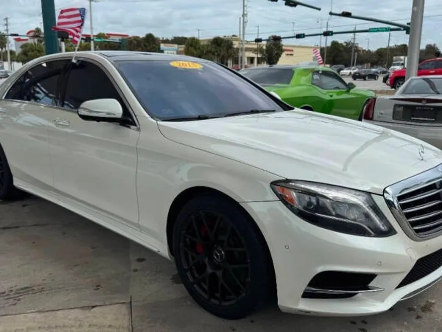 2015 Mercedes Benz S 550 photo 1