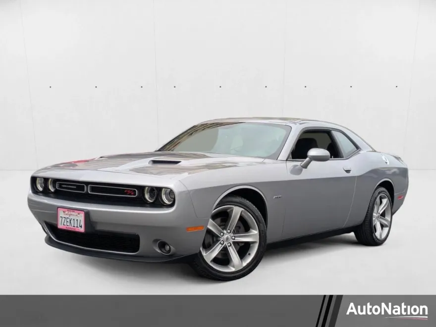 2018 Dodge Challenger R/T Plus photo 1