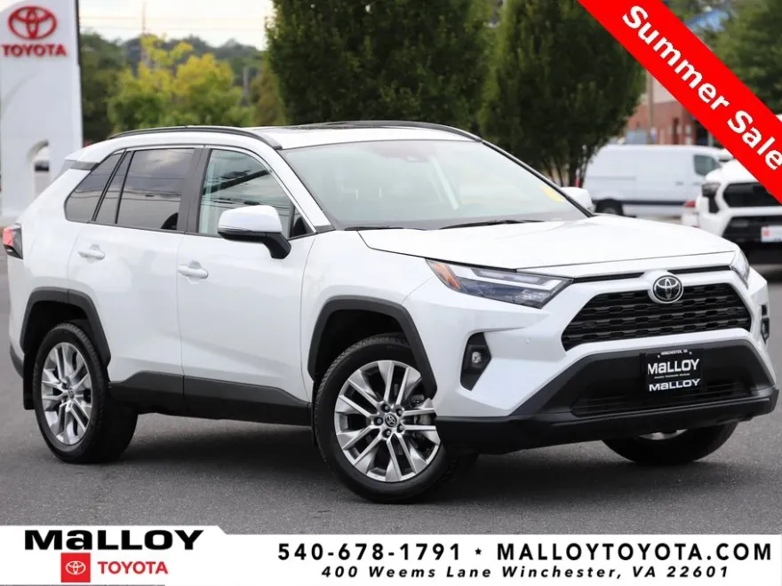 2024 Toyota RAV4 XLE Premium photo 1