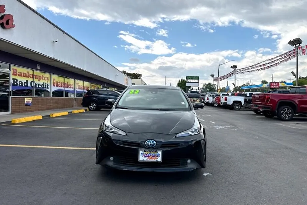 2022 Toyota Prius Eco photo 1