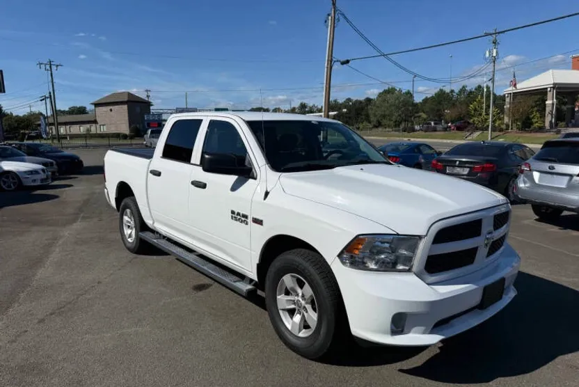 2017 Ram 1500 Tradesman photo 1