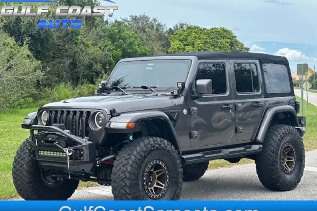 2019 Jeep Wrangler Unlimited Sport photo 1