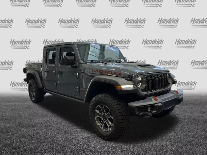 2025 Jeep Gladiator Mojave photo 1
