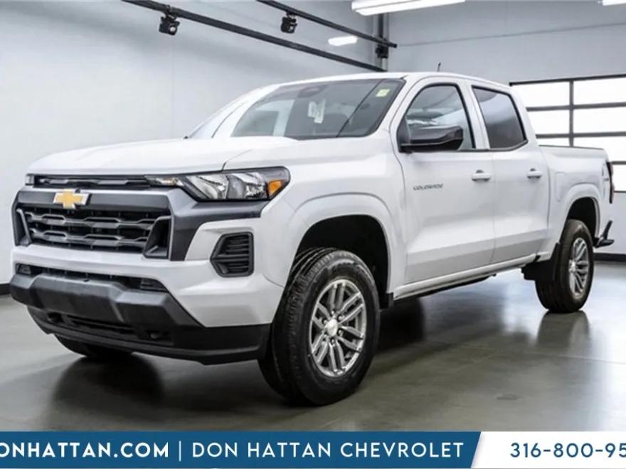 2026 Chevrolet Colorado LT photo 1