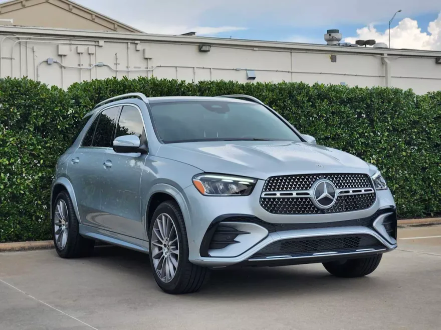 2024 Mercedes Benz GLE 450 4MATIC photo 1
