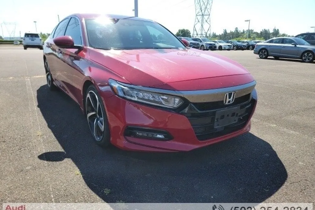2018 Honda Accord Sport photo 1