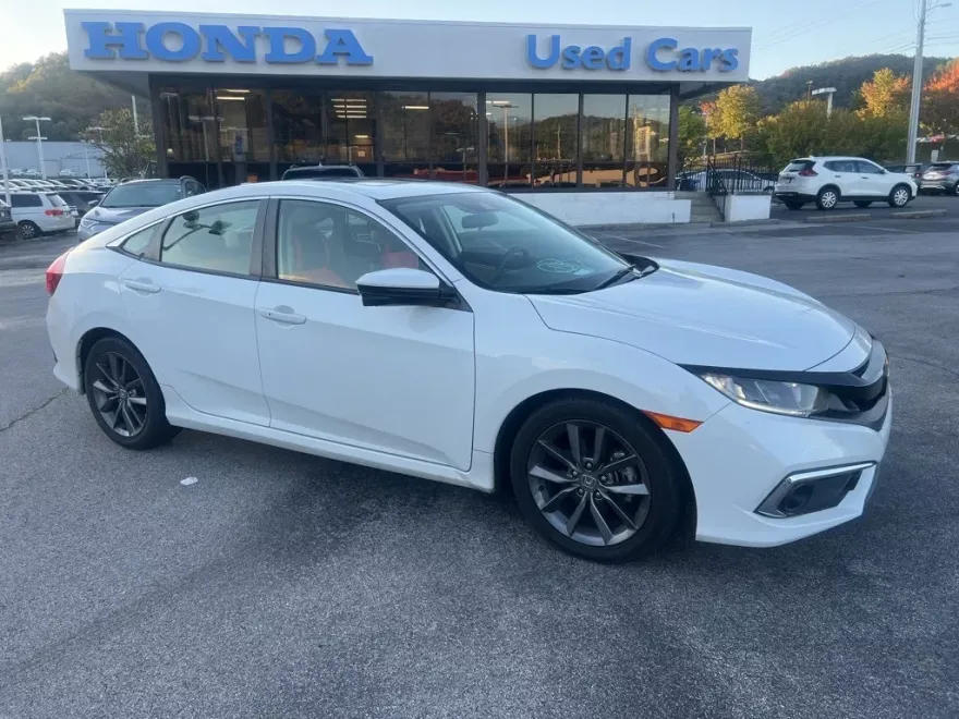 2019 Honda Civic EX photo 1