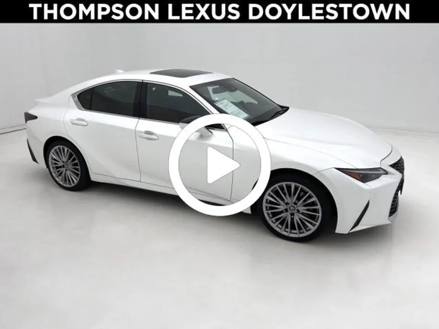 2022 Lexus IS 300 photo 1