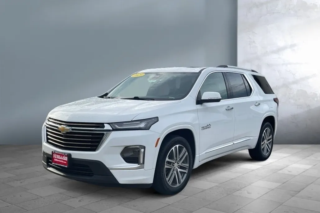 2023 Chevrolet Traverse High Country photo 1