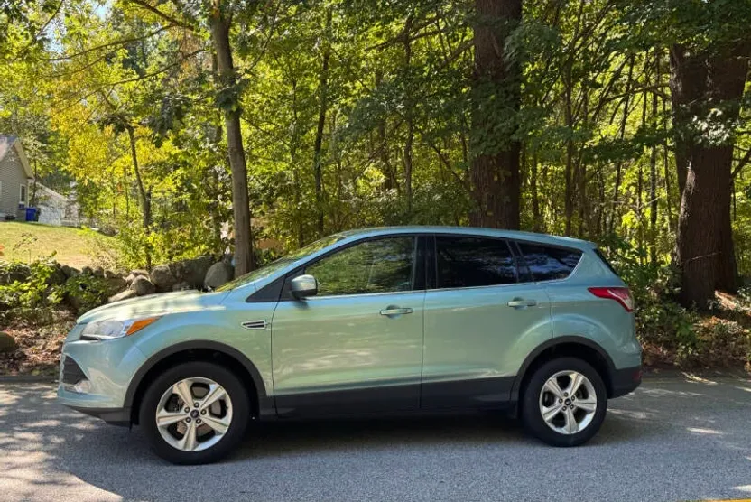 2013 Ford Escape SE photo 1