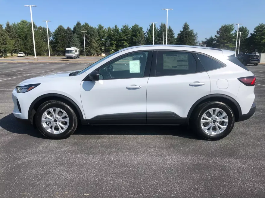 2025 Ford Escape Active photo 1