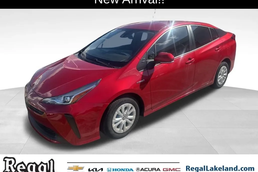 2021 Toyota Prius L Eco photo 1