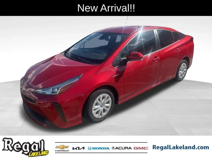 2021 Toyota Prius L Eco photo 1