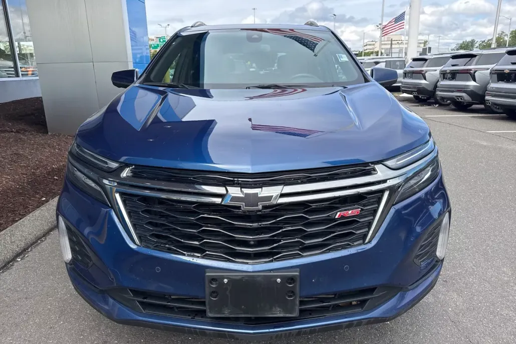 2023 Chevrolet Equinox RS photo 1