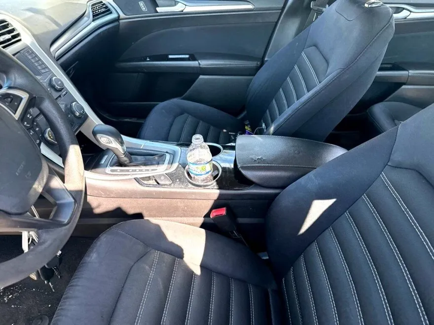 2014 Ford Fusion SE photo 1