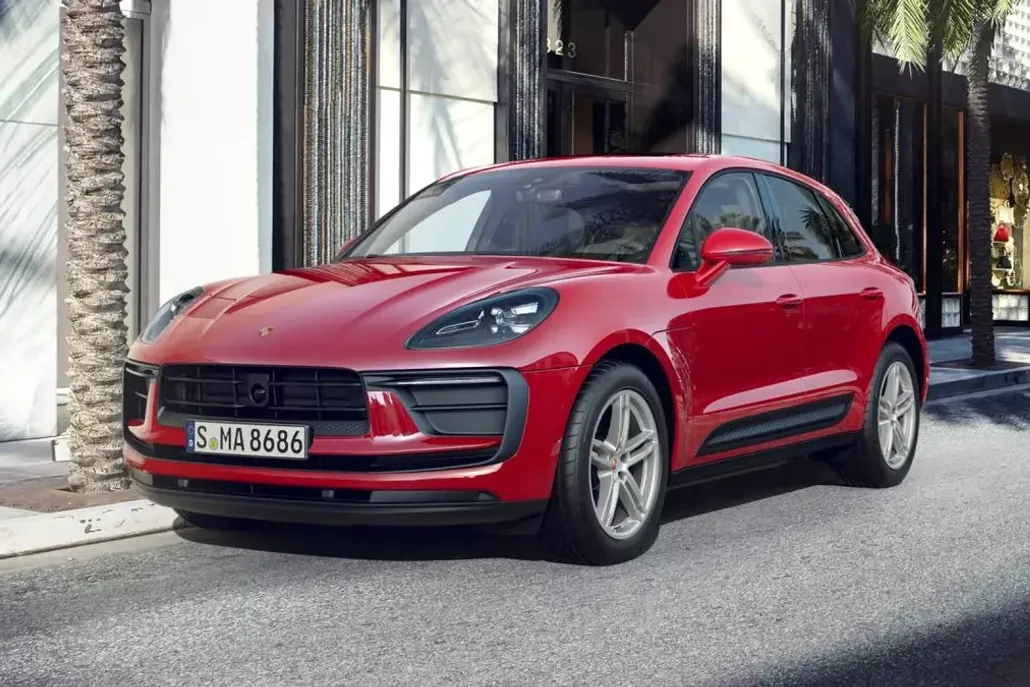 2025 Porsche Macan Base photo 1