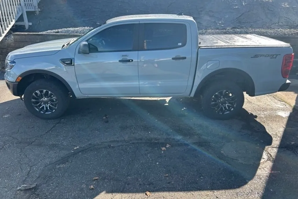 2023 Ford Ranger XLT photo 1