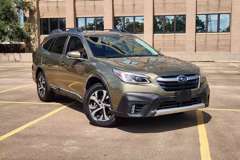 2020 Subaru Outback Limited photo 1