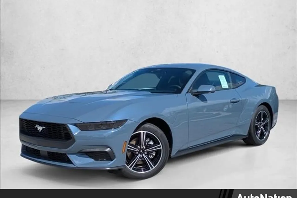 2025 Ford Mustang EcoBoost photo 1