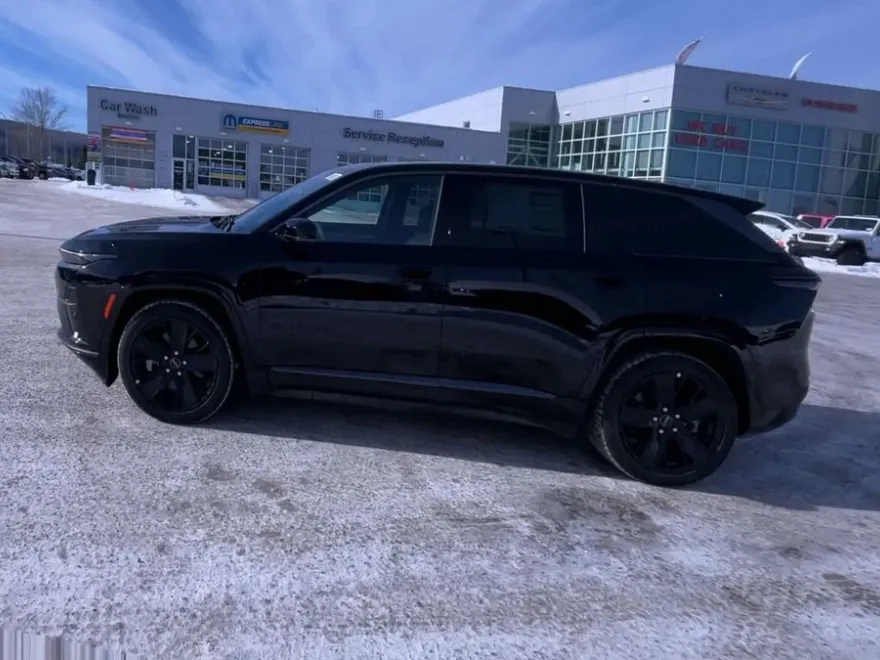 2024 Jeep Wagoneer S Launch Edition photo 1