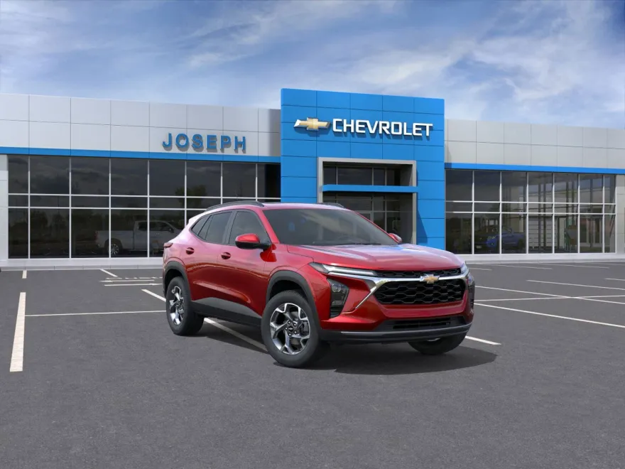 2026 Chevrolet Trax LT photo 1
