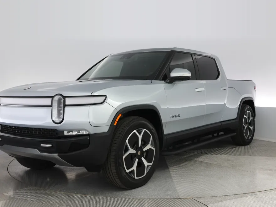 2024 Rivian R1T Adventure photo 1