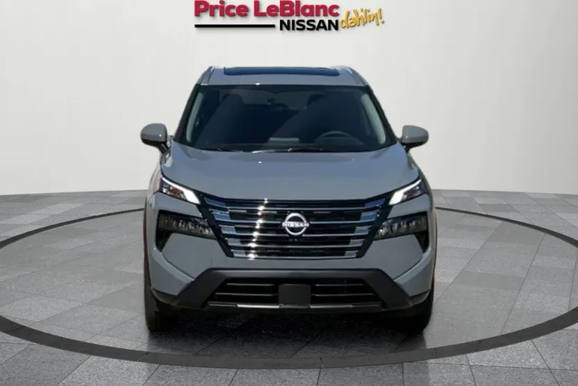 2026 Nissan Rogue SV photo 1