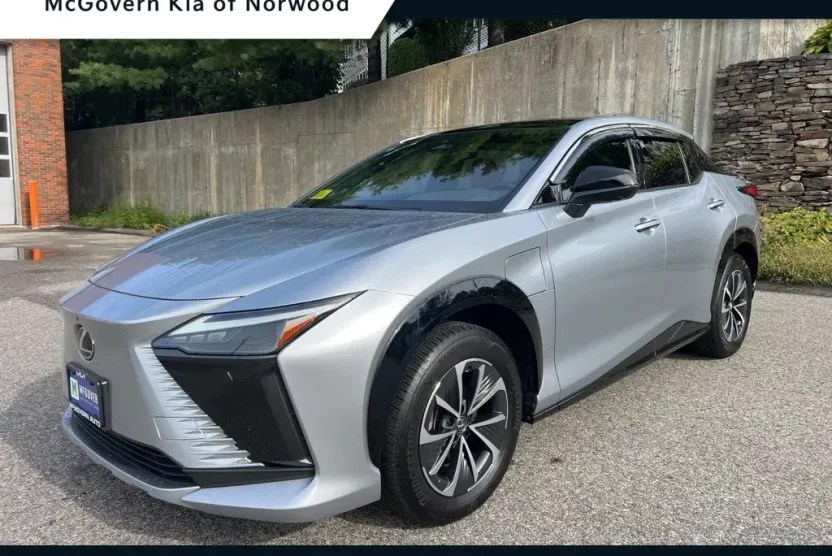 2024 Lexus RZ 300e Premium photo 1