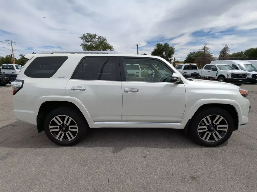 2021 Toyota 4Runner Limited photo 1