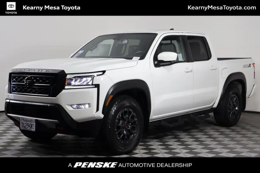 2022 Nissan Frontier PRO-X photo 1