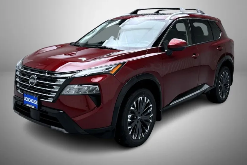 2026 Nissan Rogue Platinum photo 1