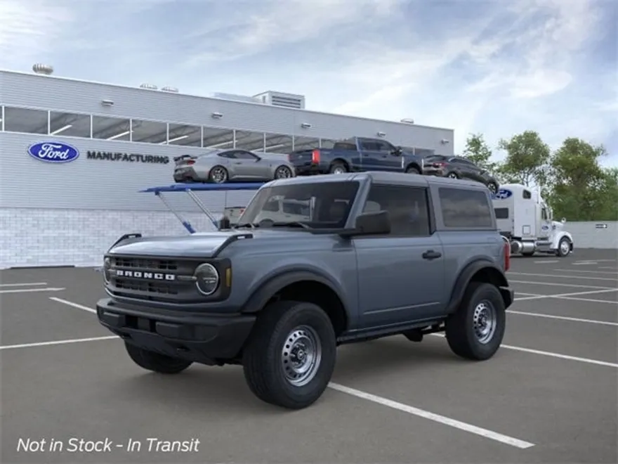 2025 Ford Bronco Base photo 1