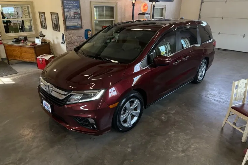 2018 Honda Odyssey EX-L photo 1
