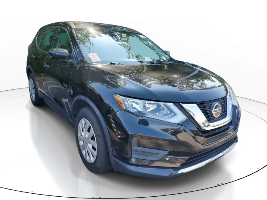 2020 Nissan Rogue S photo 1