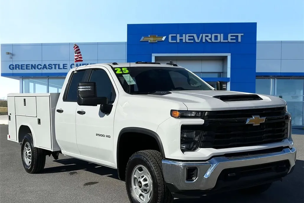 2025 Chevrolet Silverado 2500HD photo 1